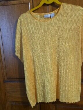 Kim Rogers Orange Short Sleeve Knit Top
